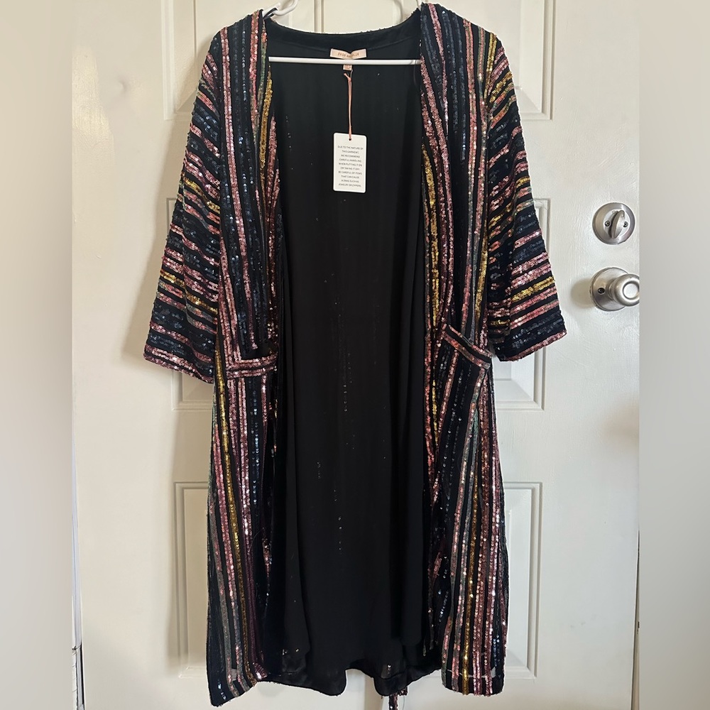 Sequence milti-colored skies are blue kimono size xs/sm